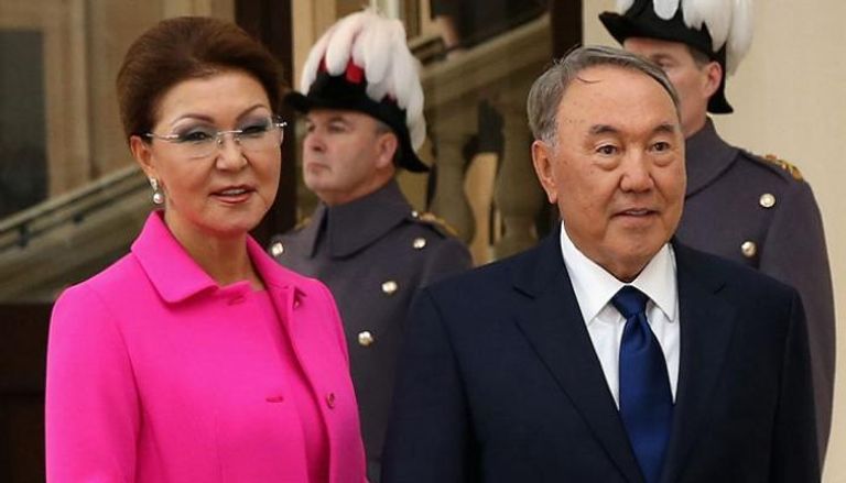 الرئيس السابق نور سلطان نزارباييف وابنته داريجا 