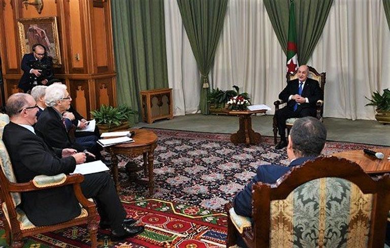 جانب من مقابلة الرئيس الجزائري التلفزيونية