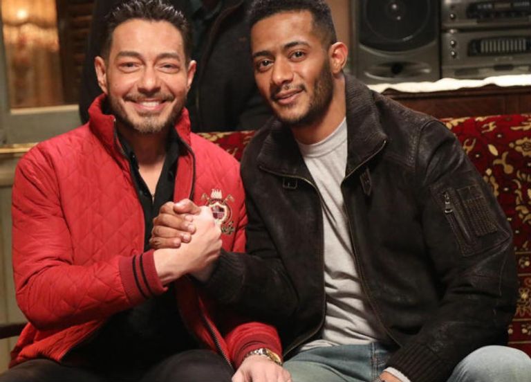 الفنان المصري أحمد زاهر يرى أن تقييمه لتجربة ابنته 