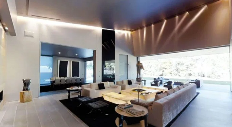 قصر هازارد الفاخر إيدين هازارد