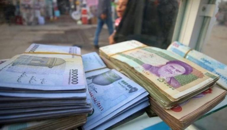 تدهور سعر العملة الإيرانية - أرشيف