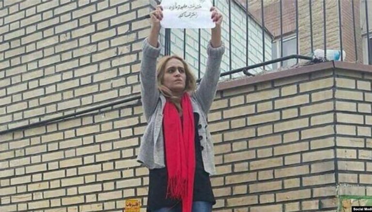 الناشطة الحقوقية الإيرانية ليلي مير غفاري - أرشيفية