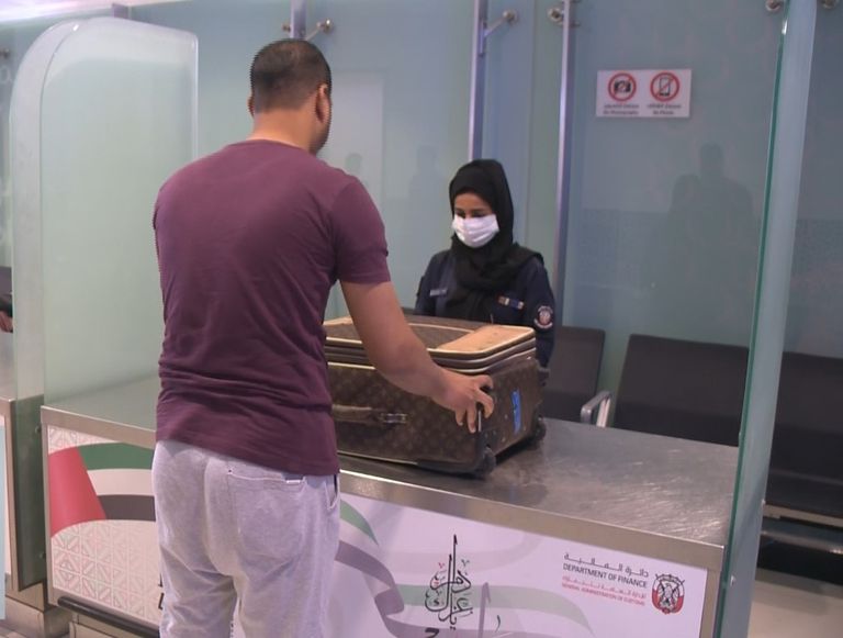 المرأة الإماراتية أظهرت كفاءة عالية في تحمل مسؤوليتها