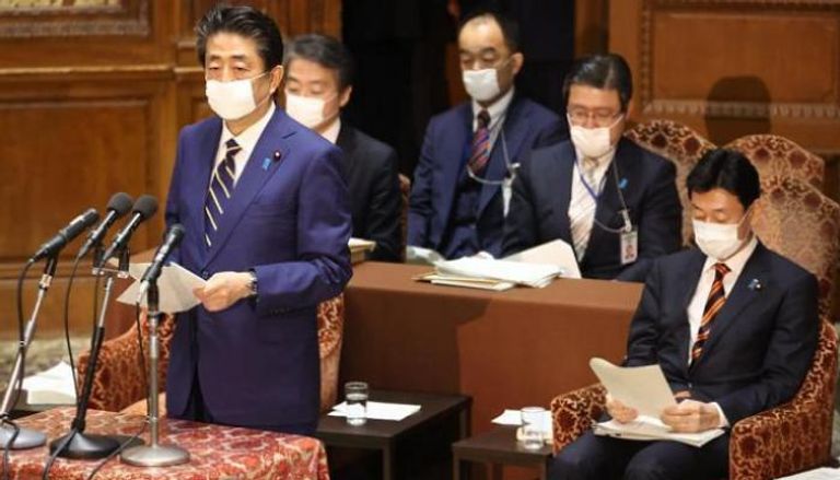 رئيس وزراء اليابان شينزو آبي 