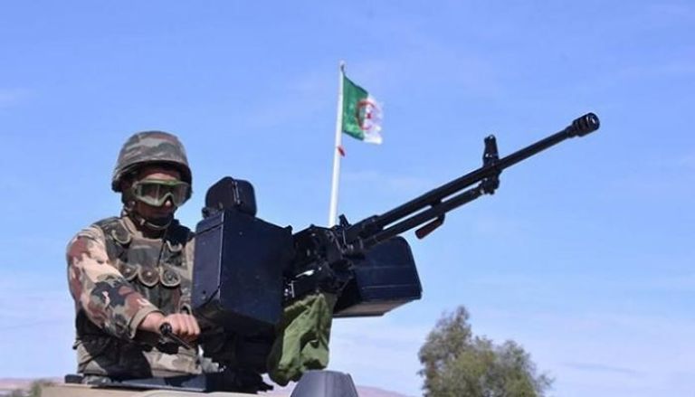 عنصر من الجيش الجزائري
