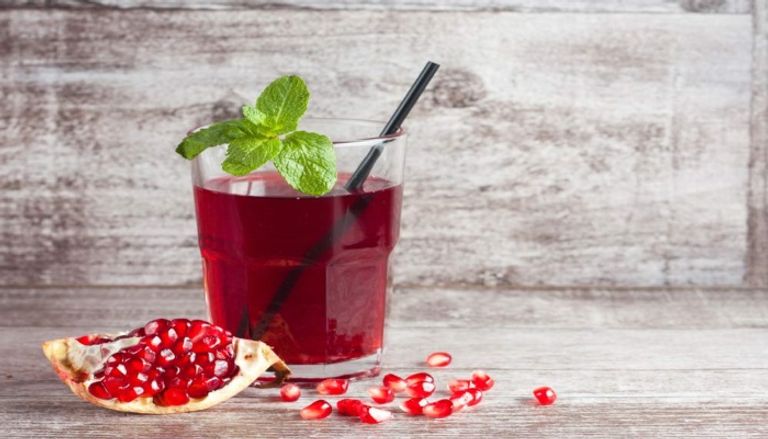 خبراء ينصحون بتناول الأطعمة المشبعة بأوميجا 3 مثل سمك السلمون