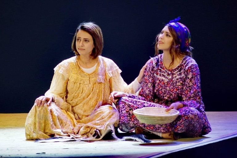 الفنانة الجزائرية ماسيليا آيت