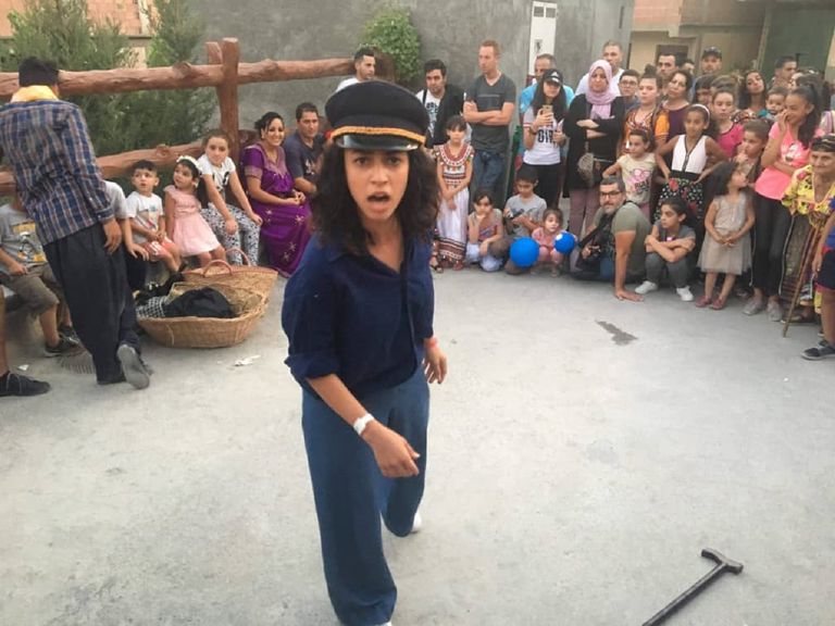 الفنانة الجزائرية ماسيليا آيت