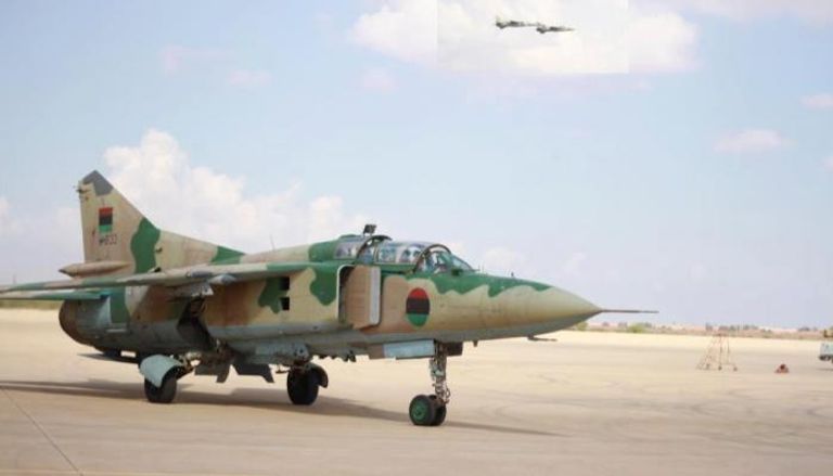 طائرة تابعة للجيش الليبي