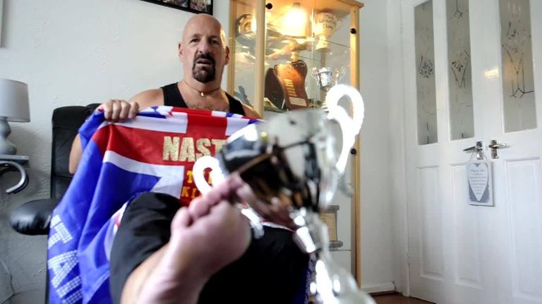 مصارعة أصابع القدم 