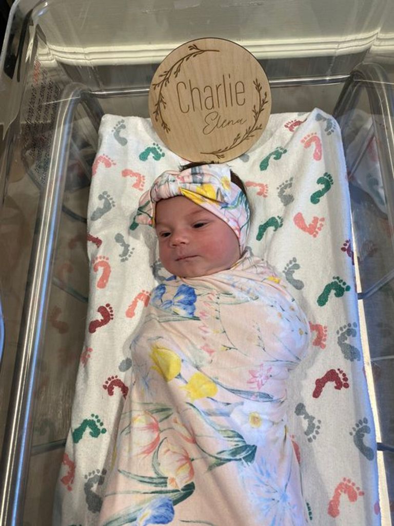 أليكس مورجان نجمة منتخب أمريكا للسيدات