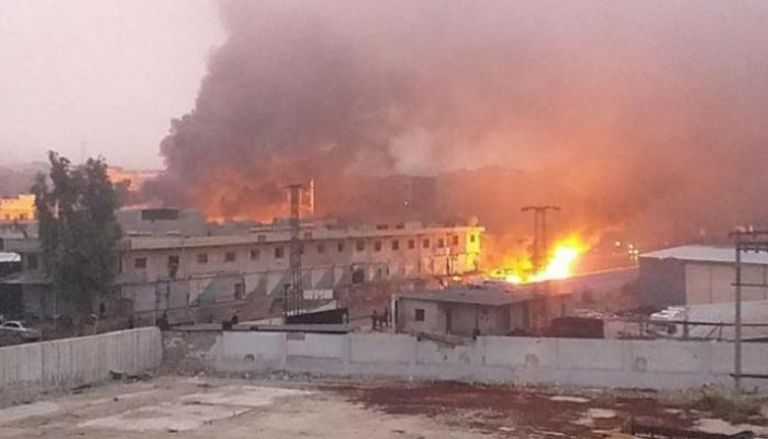 نيران مشتعلة وأعمدة دخان بمنطقة عفرين السورية