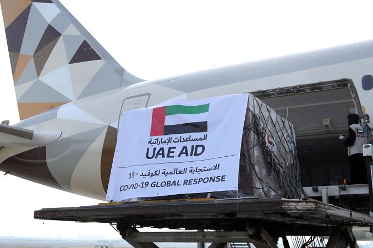 طائرة مساعدات إماراتية إلى سيراليون لمكافحة كورونا 