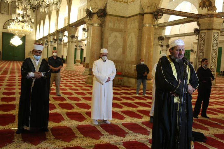 صلاة الجمعة بالمسجد الأقصى