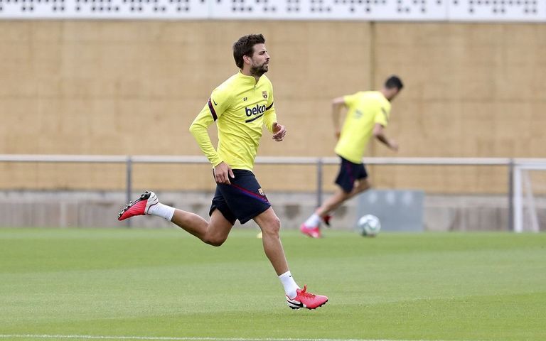 ميسي - بيكيه