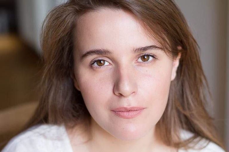 الفنانة المغربية الشابة يسرى بوحموش