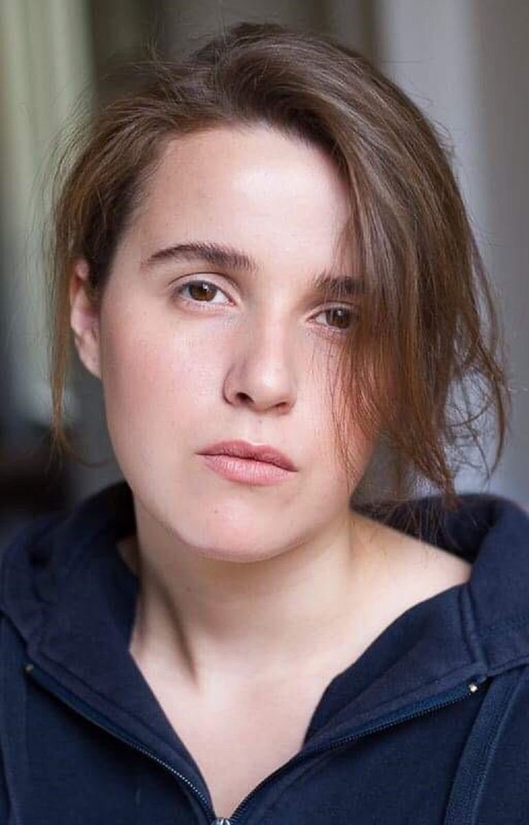 الفنانة المغربية الشابة يسرى بوحموش