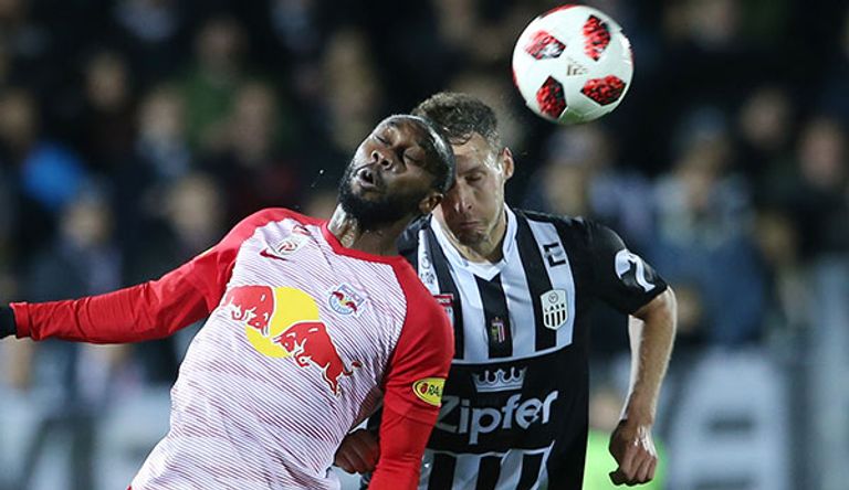 دوريات أوروبا تتحدى كورونا