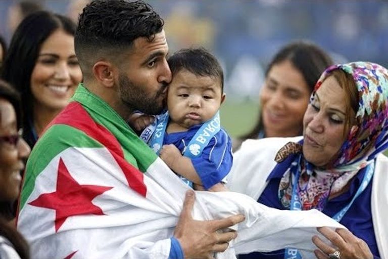 رياض محرز نجم منتخب الجزائر وأسرته رياض محرز