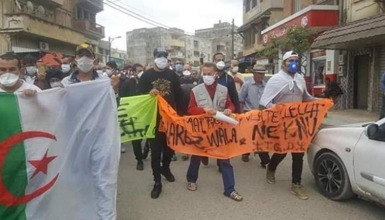 مظاهرة ضد قمع نشطاء من الحراك شرق الجزائر
