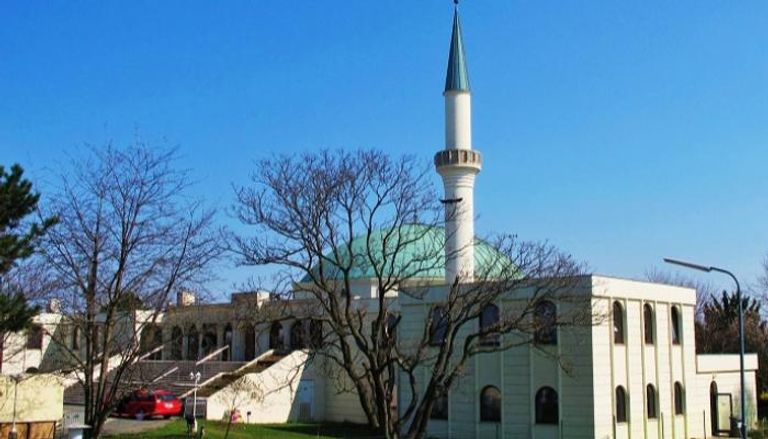 المركز الإسلامي في فيينا قبلة زوار المدينة من المسلمين