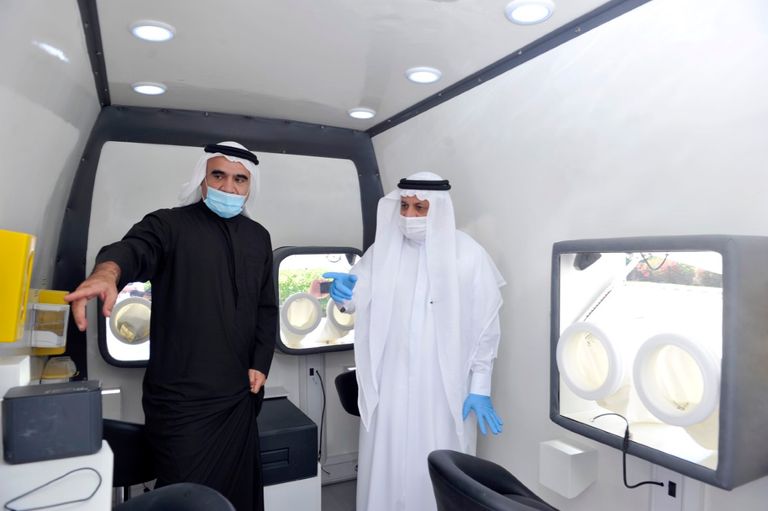 هيئة الصحة بدبي تطلق حافلة متنقلة لفحص كورونا
