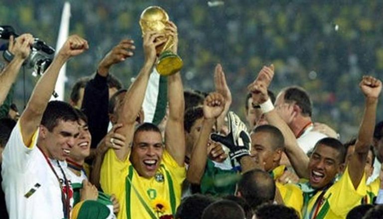 منتخب البرازيل بطل العالم 2002