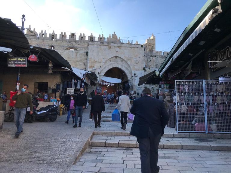 باب العامود