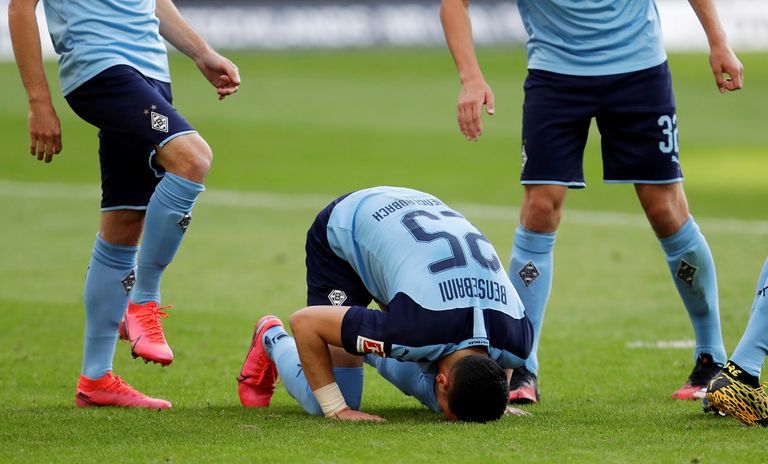 رامي بنسبعيني لاعب بروسيا مونشنجلادباخ الألماني رامي بن سبعيني لاعب بروسيا مونشنجلادباخ الألماني