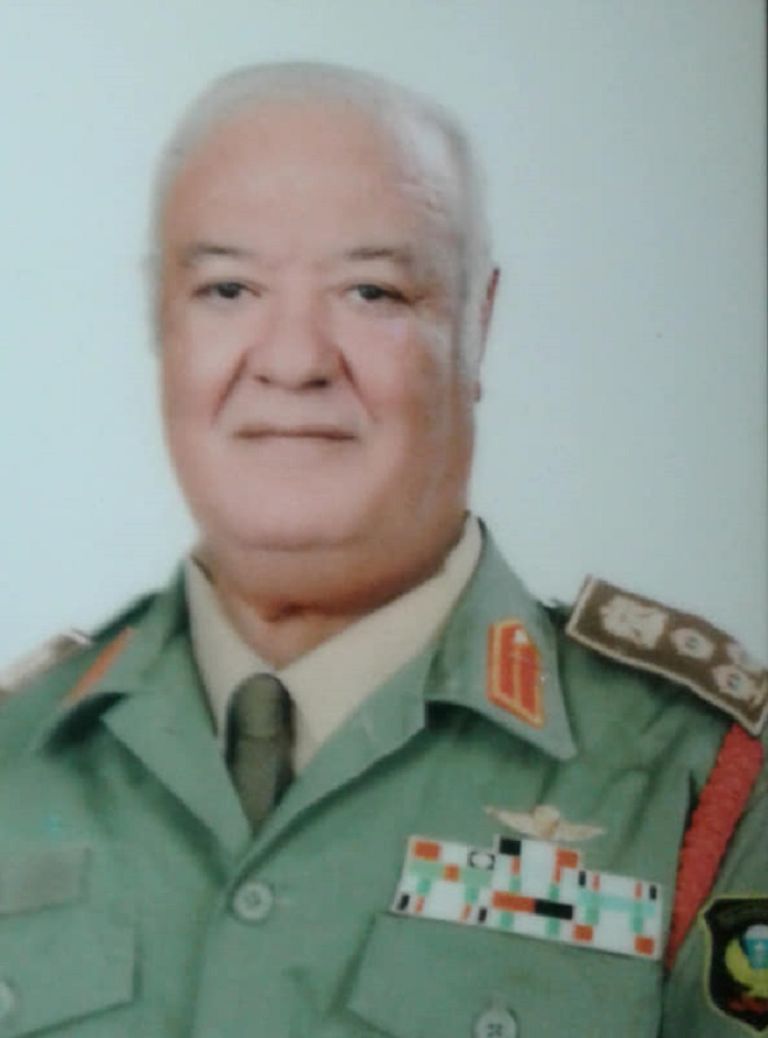 الخبير العسكري الليبي عميد ركن شرف الدين العلواني عناصر تابعة للجيش الوطني الليبي- أرشيفية