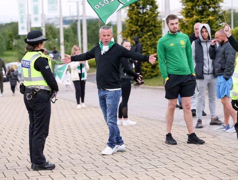 ساديو ماني ومحمد صلاح نجما ليفربول