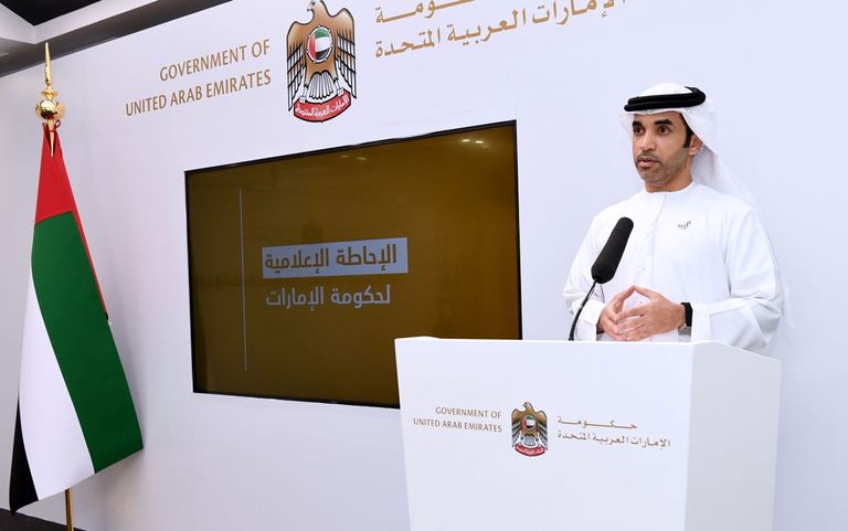 الدكتور سيف جمعة الظاهري الدكتورة آمنة الضحاك، المتحدث الرسمي عن حكومة الإمارات