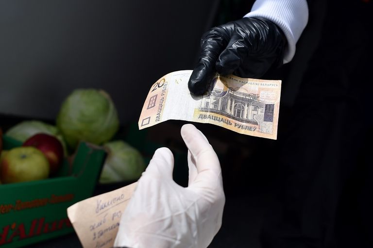 الالتزام بالإجراءات الوقائية يقي من موجة كورونا الثانية