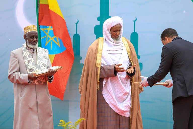 رئيس الوزراء الإثيوبي آبي أحمد ورئيس المجلس الإسلامي