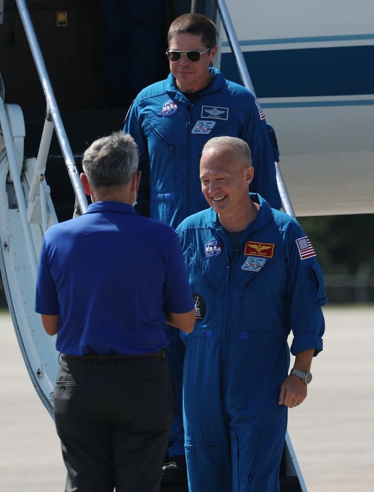 رائدا فضاء يستعدان لأول رحلة أمريكية مأهولة منذ 9 سنوات