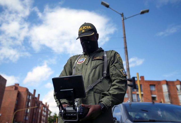 كولومبيا تكافح كورونا بطائرات مسيرة لرصد المصابين