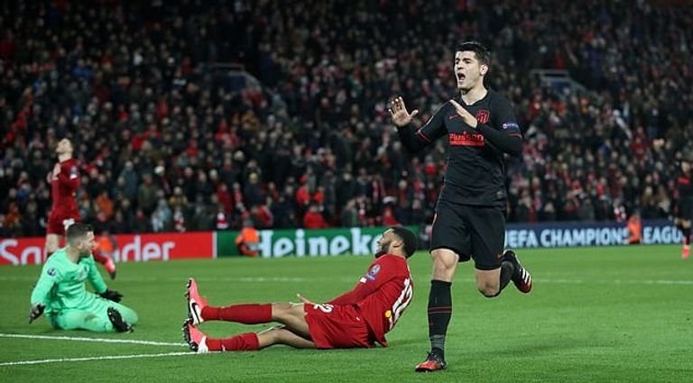 مباراة أتلتيكو مدريد وليفربول أحد مشجعي أتلتيكو مدريد في المباراة