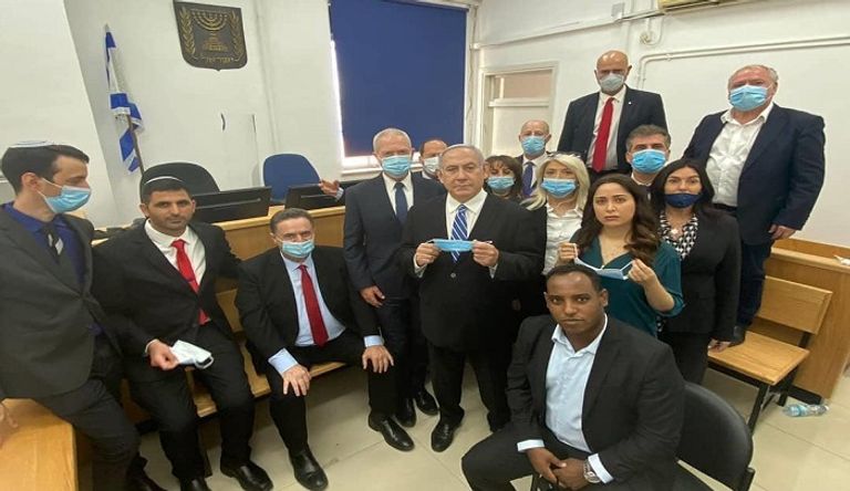  رئيس الوزراء الإسرائيلي بنيامين نتنياهو خلال جلسة محاكمته