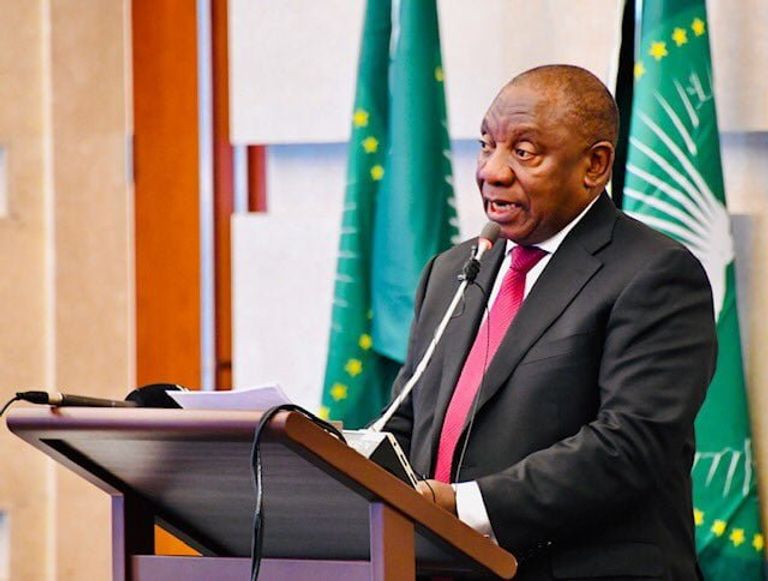 ئيس الدورة الحالية للاتحاد الإفريقي، سيريل رامافوسا مقر الاحاد الأفريقي في أديس أبابا