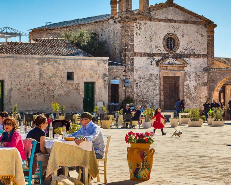 جواز السفر الصحي يهدف لتوفير وقاية أكبر من الفيروس