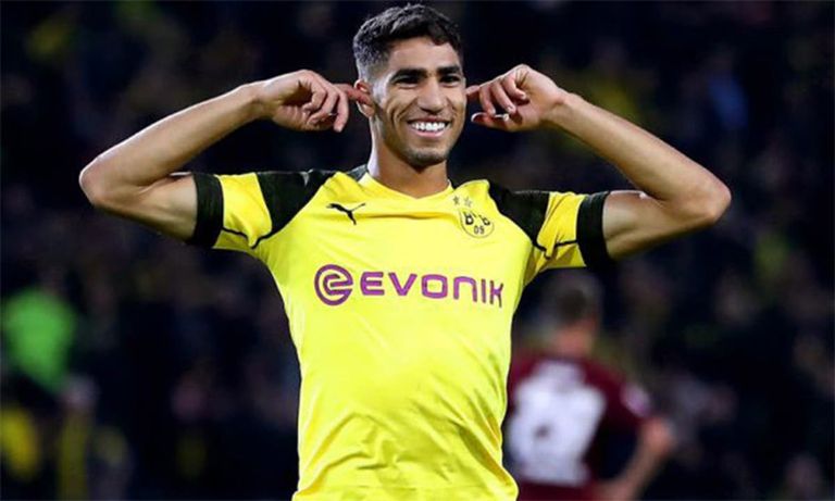 أشرف حكيمي لاعب بروسيا دورتموند أشرف حكيمي لاعب بروسيا دورتموند الألماني