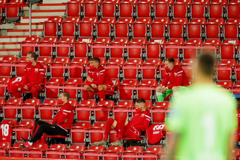 مقاعد بدلاء الدوري الألماني بعد كورونا