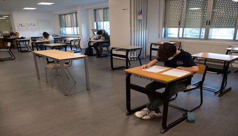 أحد الفصول بعد إعادة فتح المدارس في إقليم الباسك إسبانيا تبدأ خطة التعايش مع كورونا - أ.ف.ب