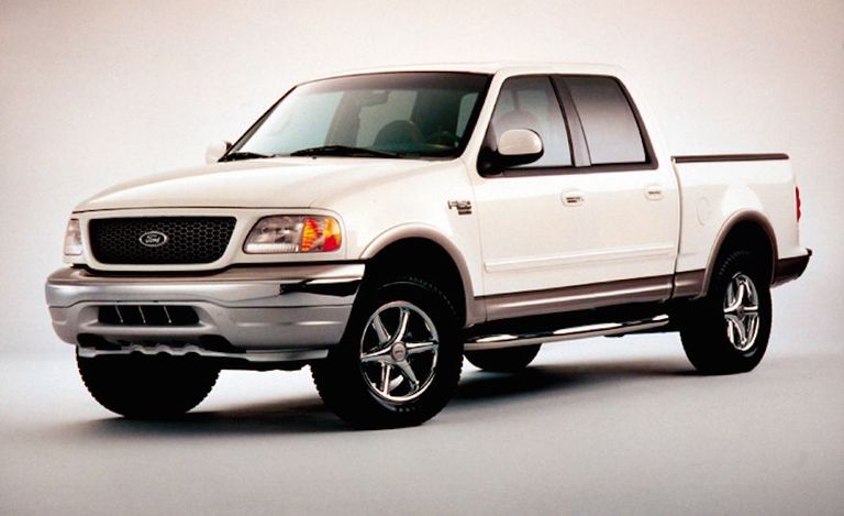 الجيل الثاني من شاحنات فورد F-series طرح عام 1953