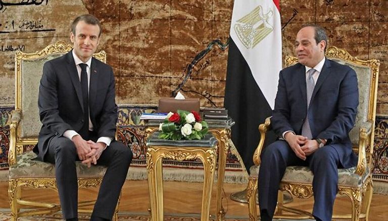 الرئيسان المصري والفرنسي خلال لقاء سابق