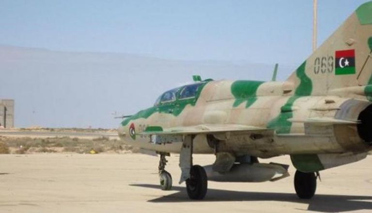 طائرة  تابعة للجيش الليبي-أرشيفية