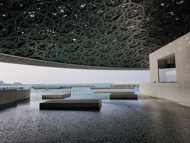 متحف اللوفر في أبوظبي