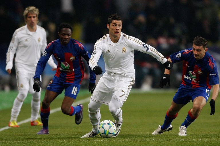 أحمد موسى أمام ريال مدريد الإسباني أحمد موسى نجم النصر السعودي