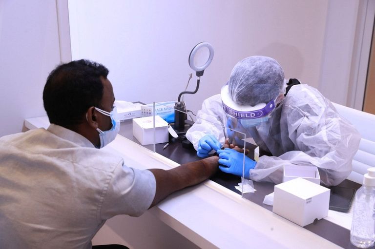 مركز تقييم "كوفيد-19" يقدم خدماته لجميع أفراد المجتمع بالإمارات