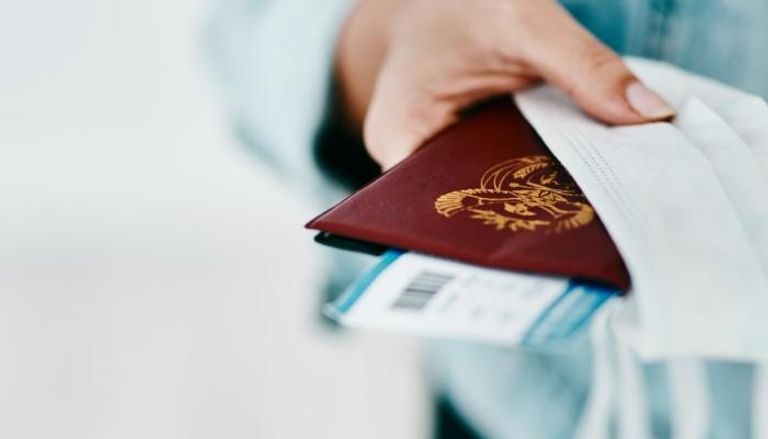 السفر في زمن كورونا.. "جواز السفر المناعي" وحده لا يكفي